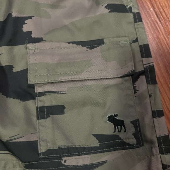 Boys camouflage shorts. - Picture 5 of 5